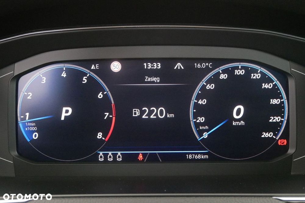 Volkswagen Passat Variant 2.0 TSI Elegance DSG - 9