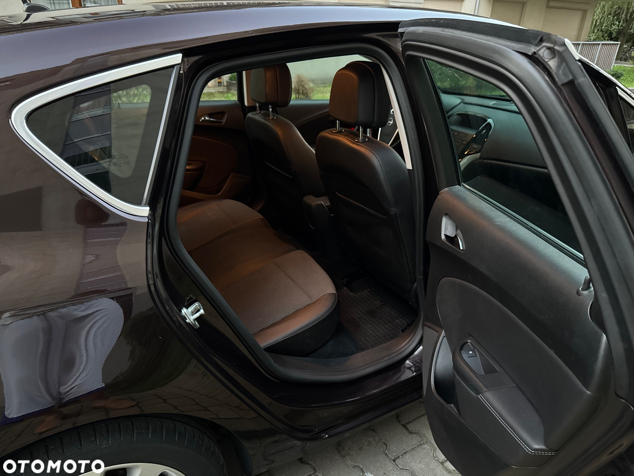 Opel Astra IV 1.4 T Cosmo - 21
