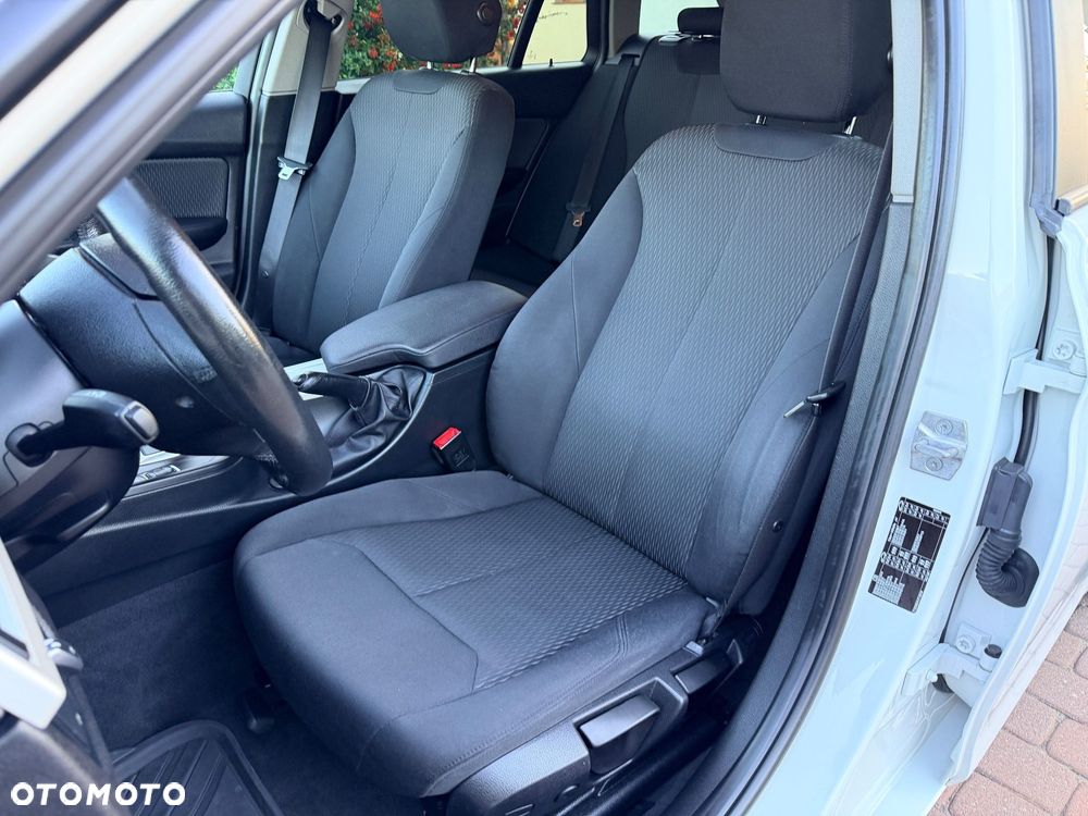 BMW Seria 3 - 26