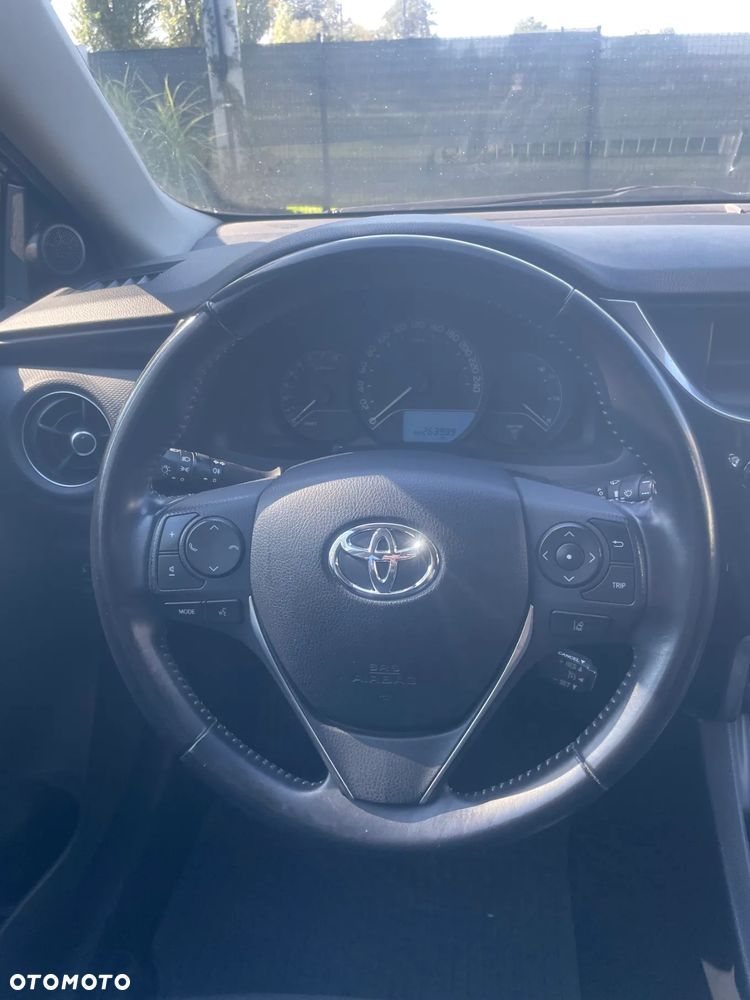 Toyota Auris 1.6 Active - 6