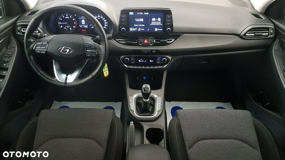 Hyundai i30 - 13