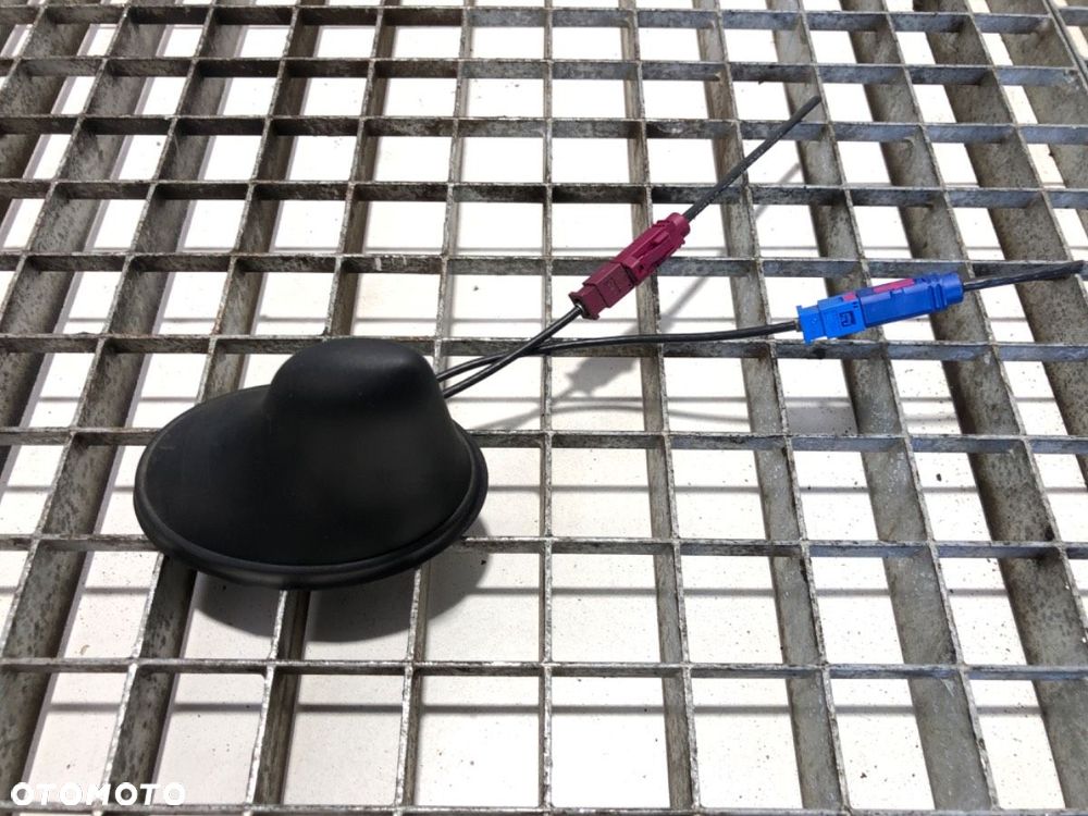 ANTENA GPS  DAF XF 2012 - 2022 FT 460 340 kW [462 KM] 4x2 2012 1972323 - 1