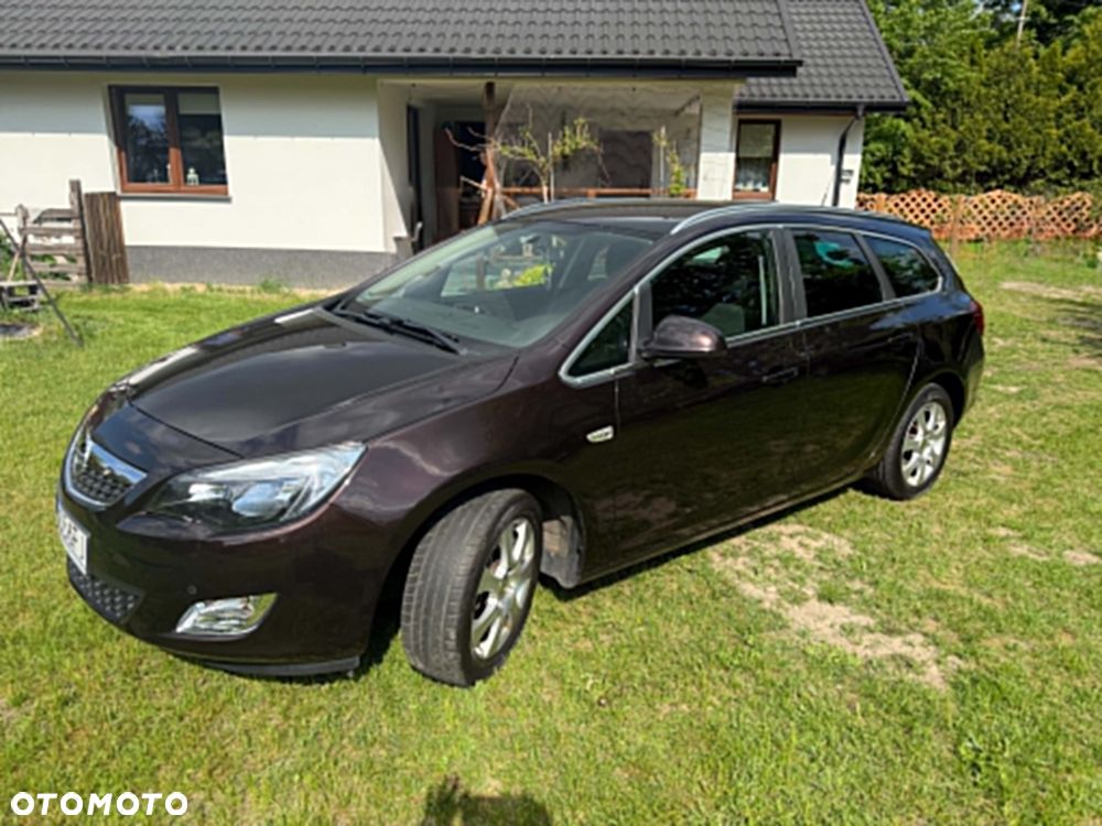 Opel Astra 1.4 T Cosmo - 2