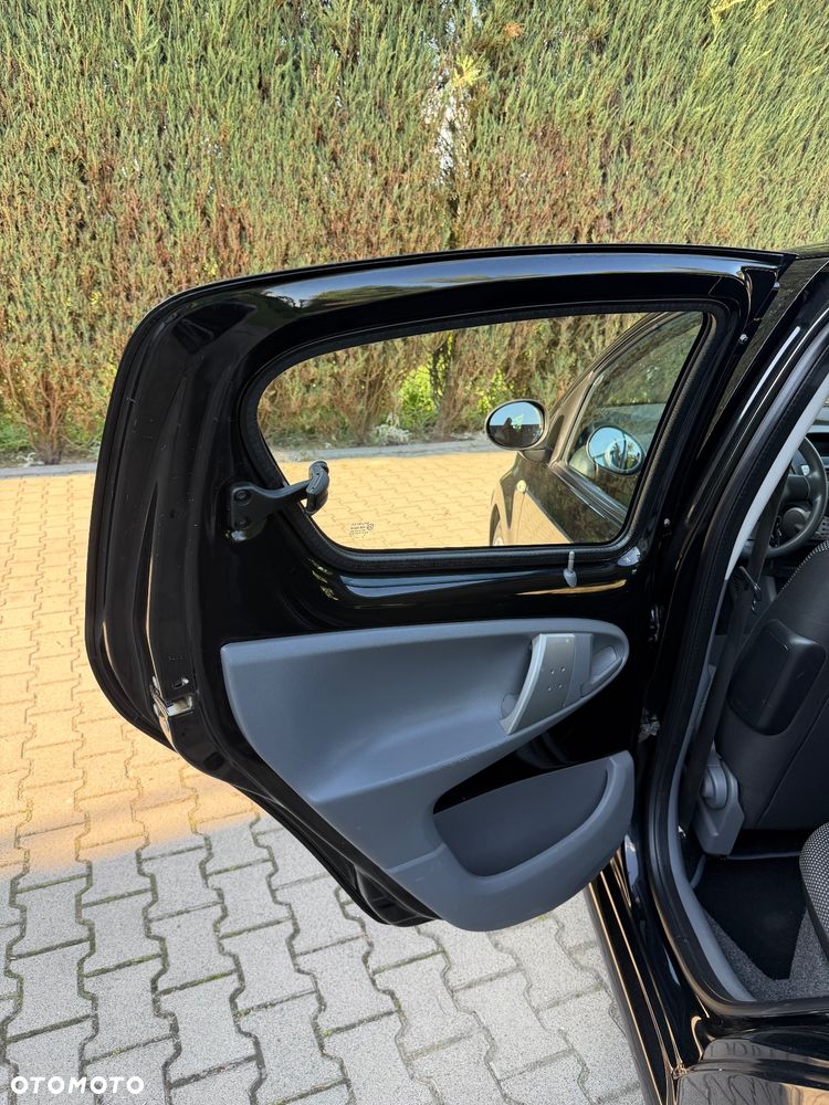 Toyota Aygo - 11