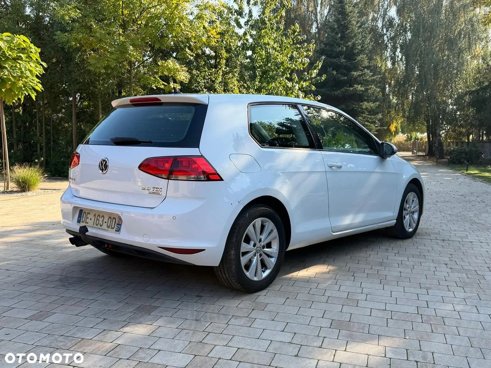 Volkswagen Golf - 2