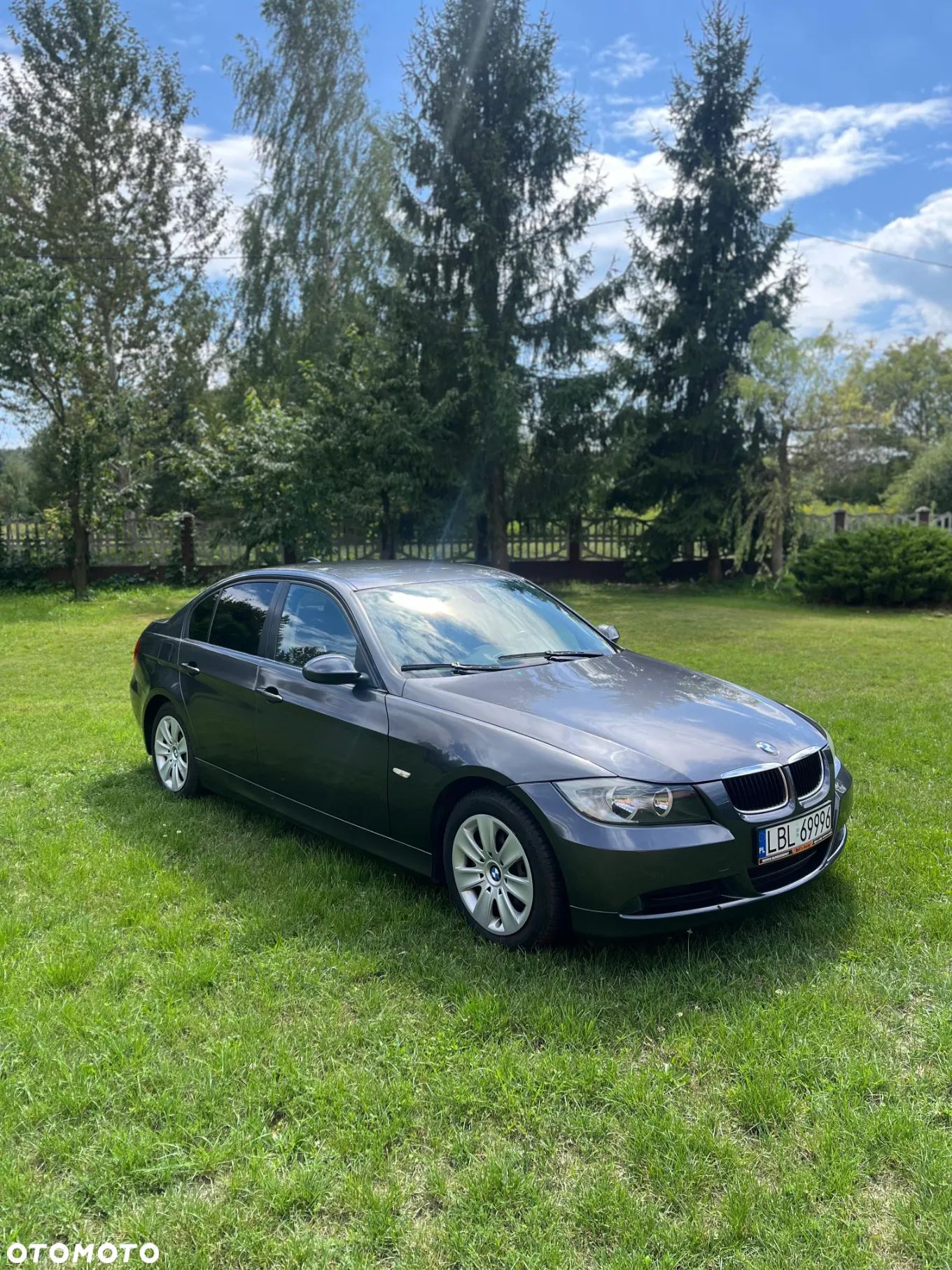 BMW Seria 3 320i - 1