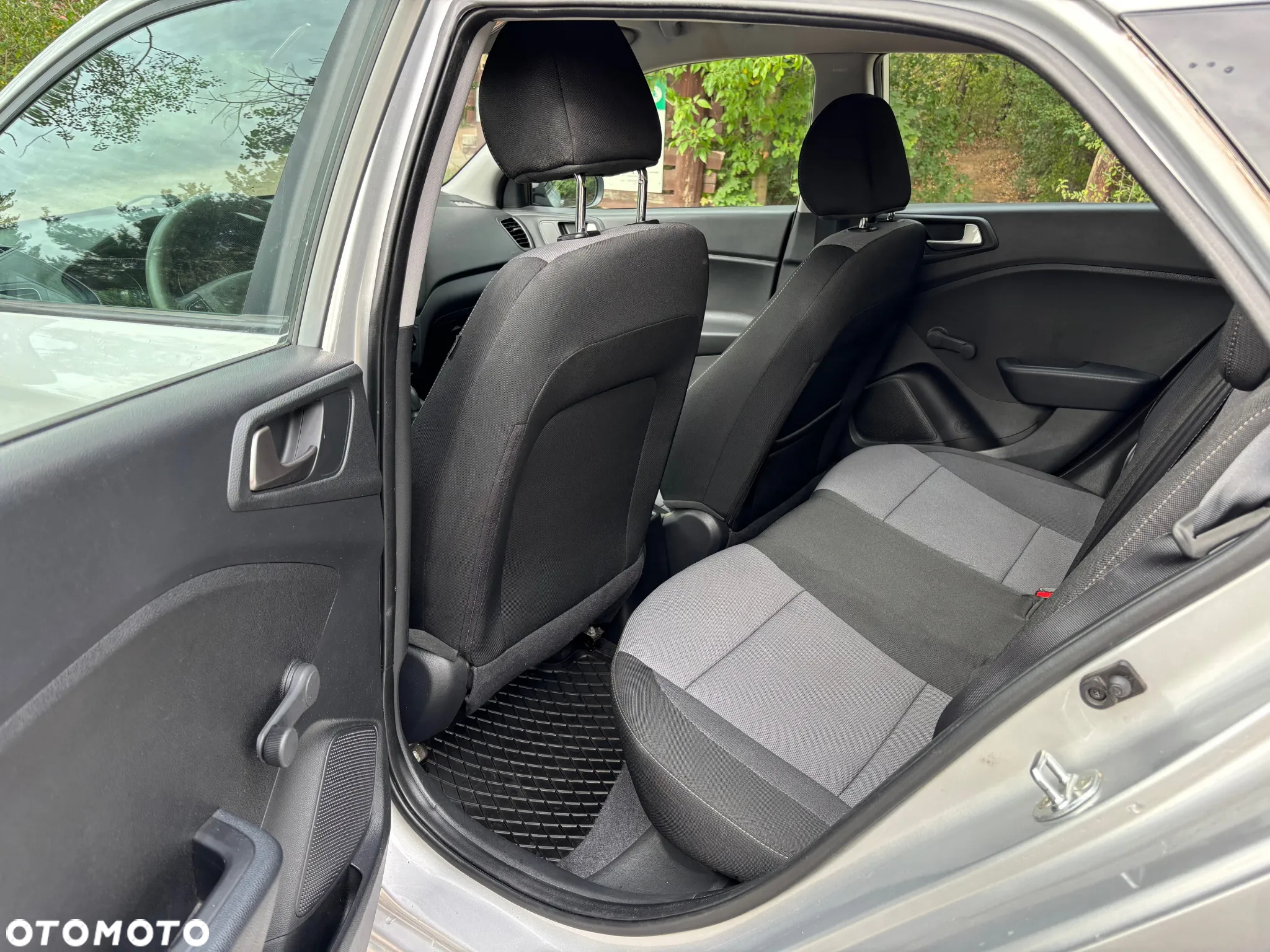 Hyundai i20 1.2 BlueDrive Classic + - 8