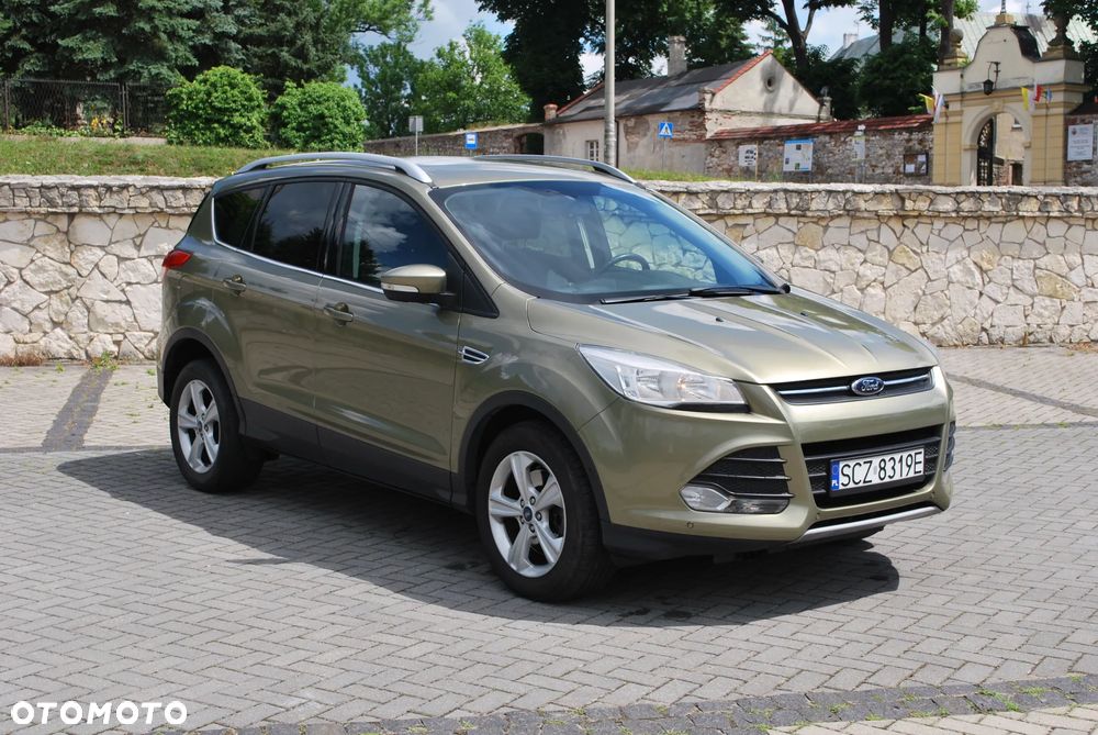 Ford Kuga 2.0 TDCi 2x4 Titanium - 11