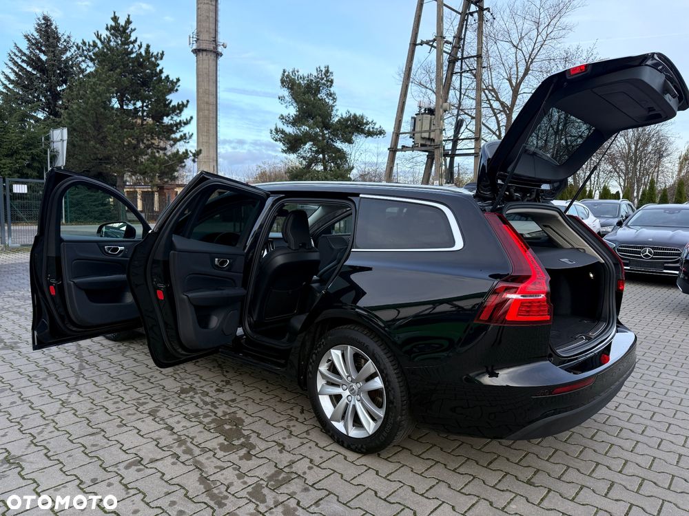 Volvo V60 D3 Drive-E Momentum - 34