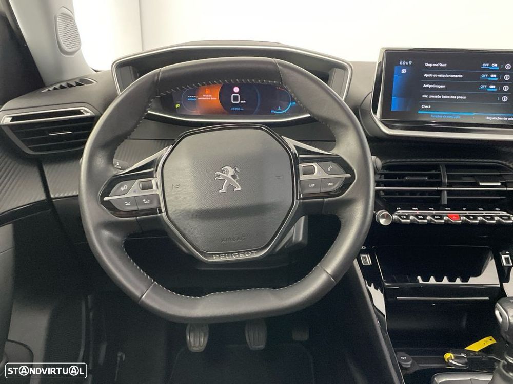 Peugeot 2008 1.2 PureTech Allure - 14