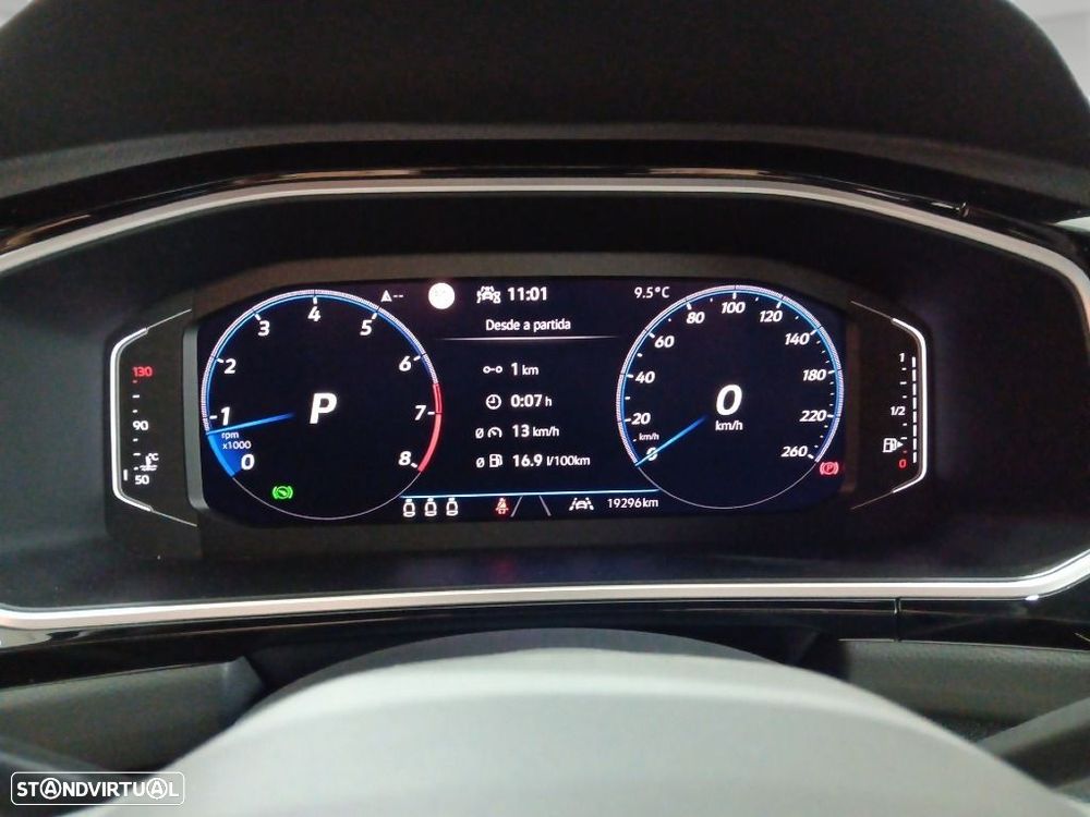 VW T-Roc 1.5 TSI R-Line DSG - 16