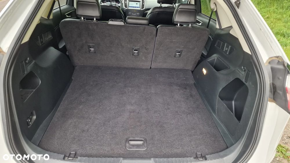 Ford Edge - 17
