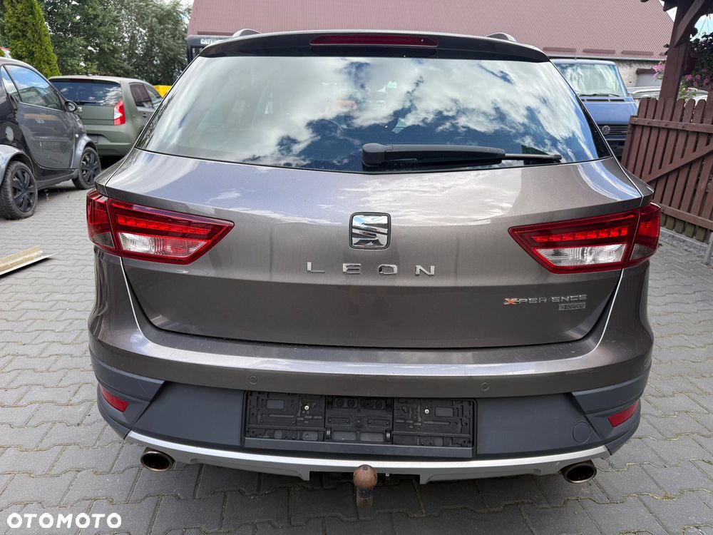 Seat Leon 1.8 TSI Xcellence S&S DSG - 5