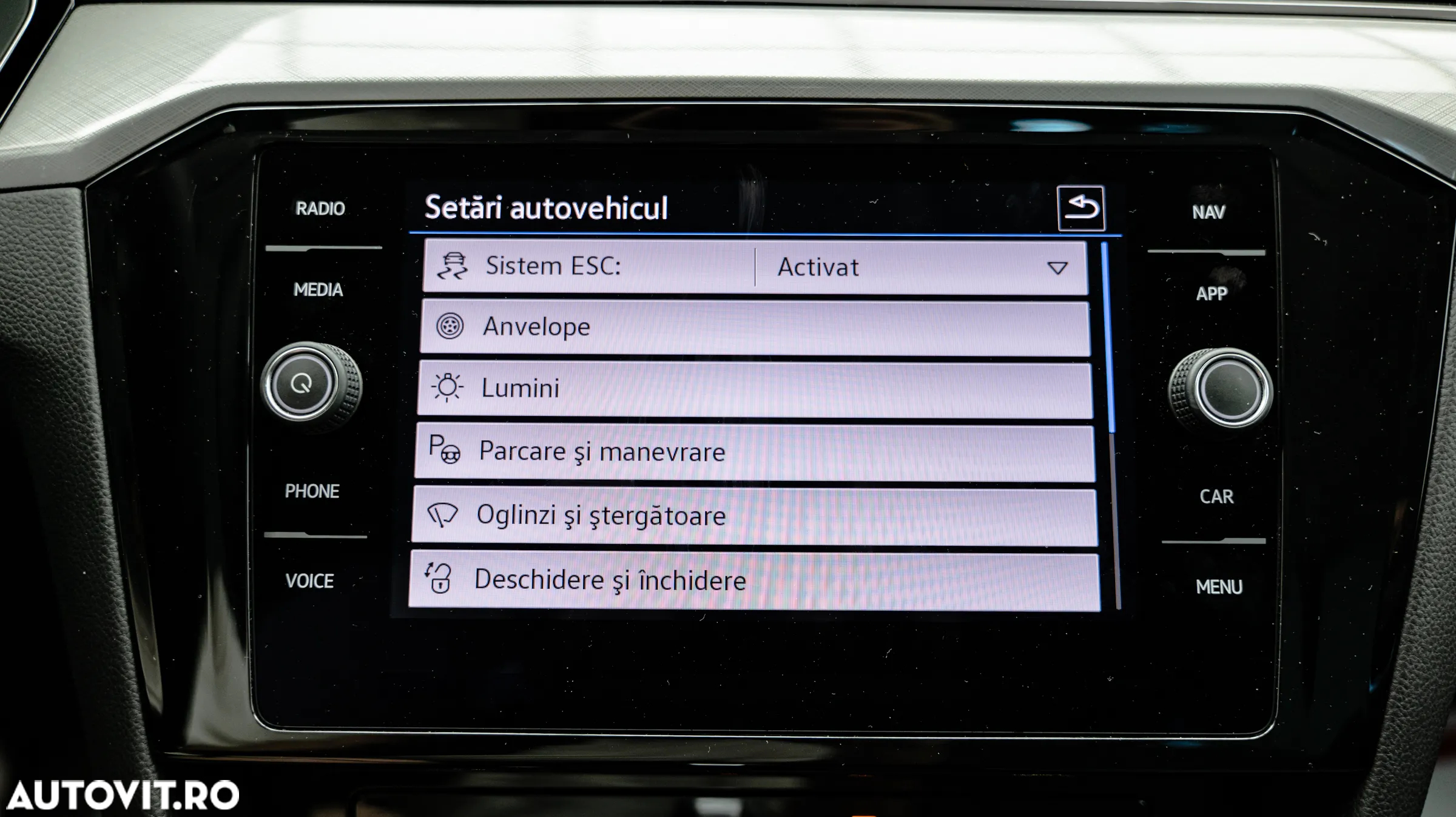 Volkswagen Passat Variant 2.0 TDI DSG (BlueMotion Technology) Comfortline - 33