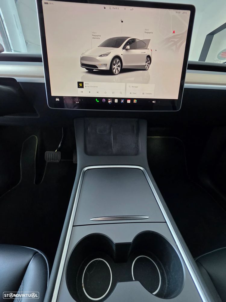 Tesla Model Y Long Range Dual Motor AWD - 19
