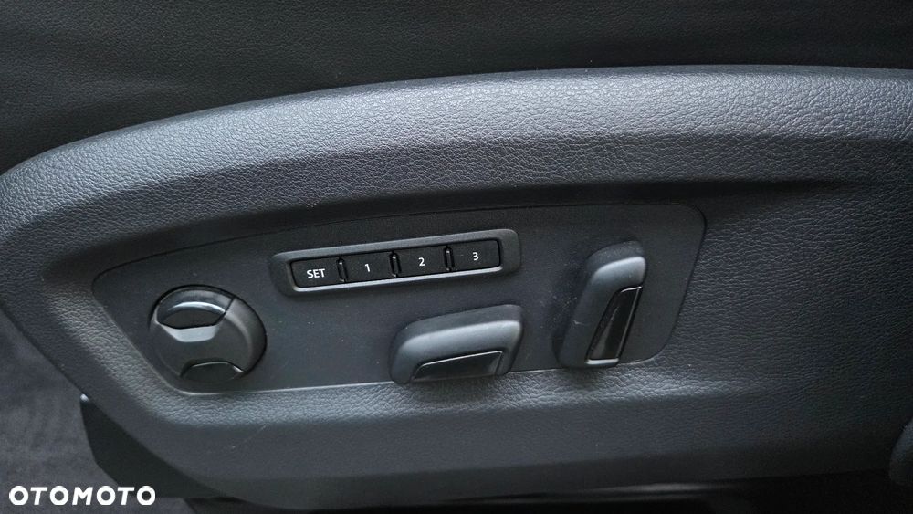 Volkswagen Multivan 2.0 TDI L1 Highline 4Motion DSG - 9