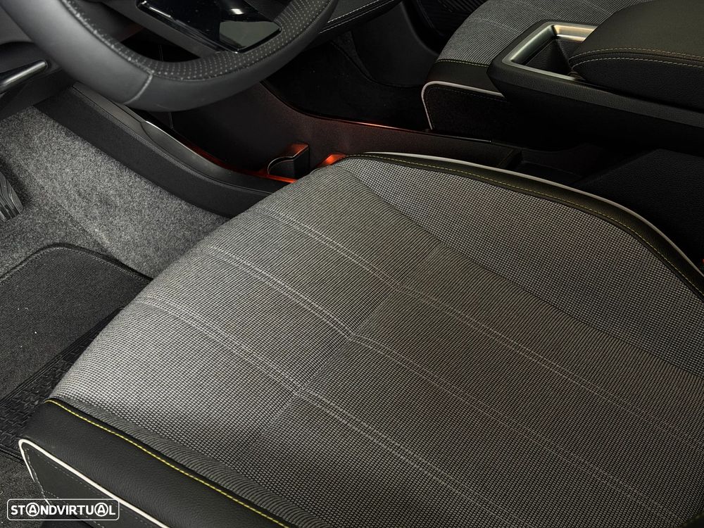 Renault Scénic E-Tech 220 Long Range Techno - 20