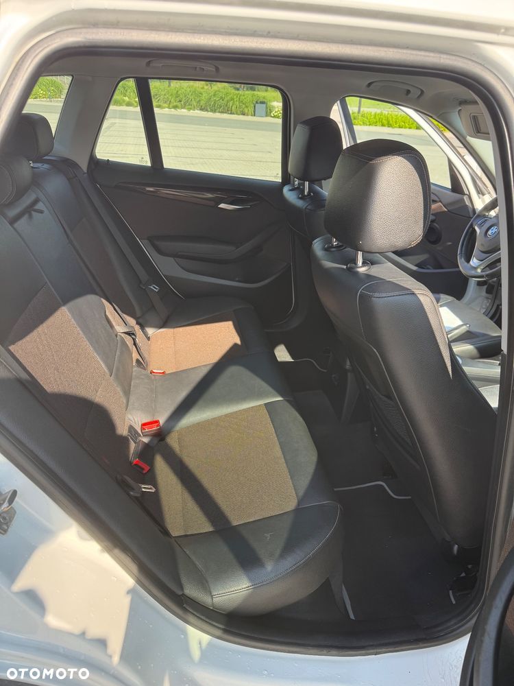 BMW X1 xDrive20d - 15