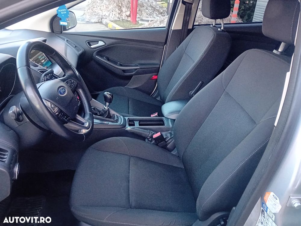 Ford Focus 1.0 EcoBoost Start Stop Titanium - 9