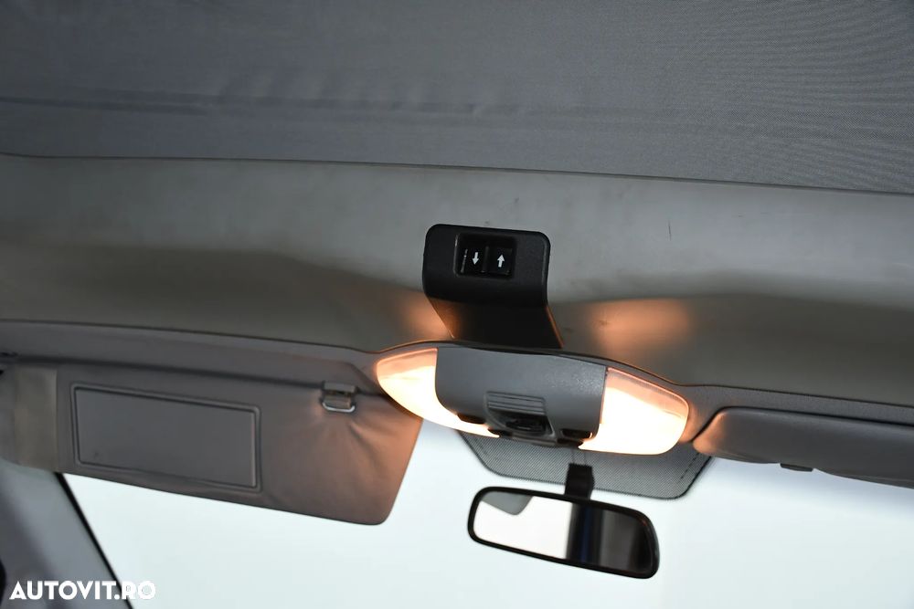 Mercedes-Benz Vito - 24