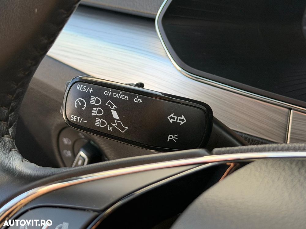Skoda Superb 2.0 TDI DSG Style - 33