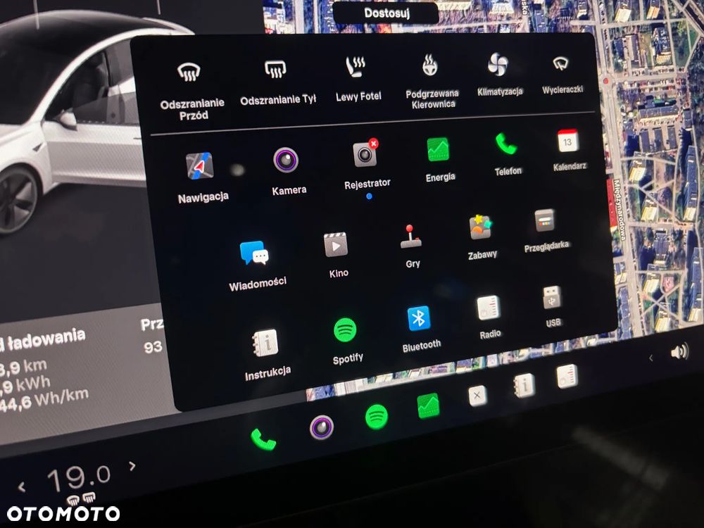 Tesla Model 3 Langstreckenbatterie Allradantrieb Dual Motor - 12
