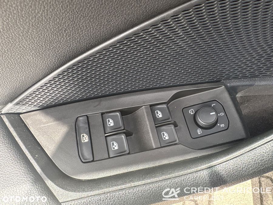 Skoda Octavia 2.0 TDI 4x4 Scout DSG - 25