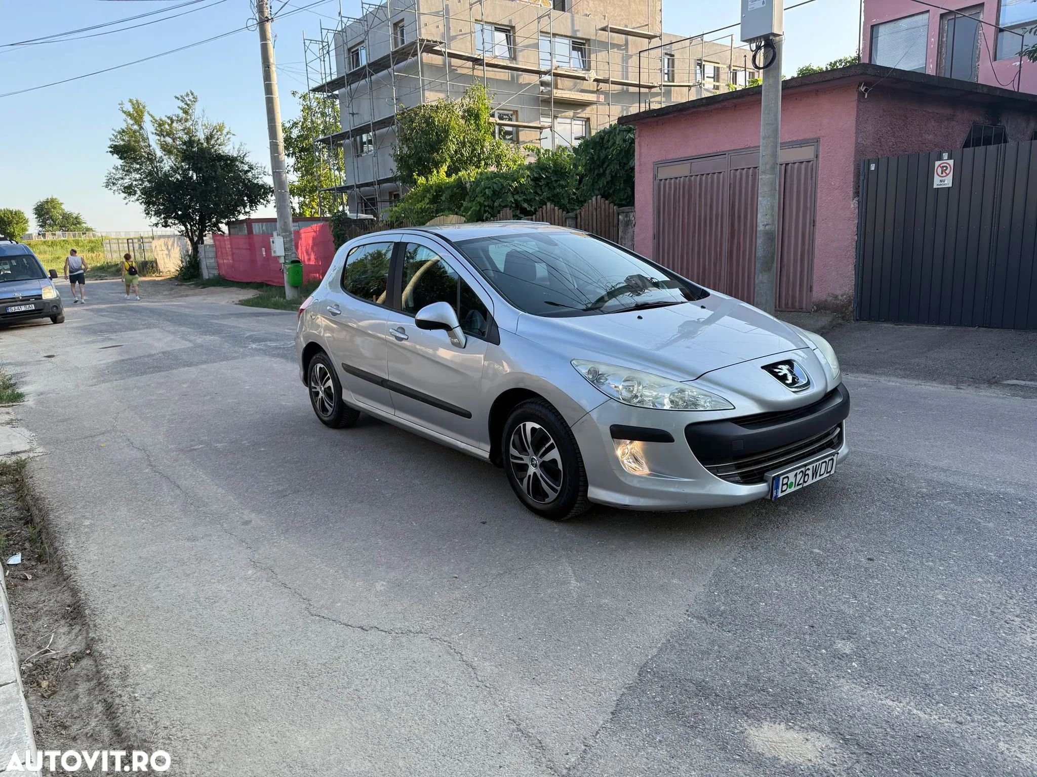 Peugeot 308 - 1