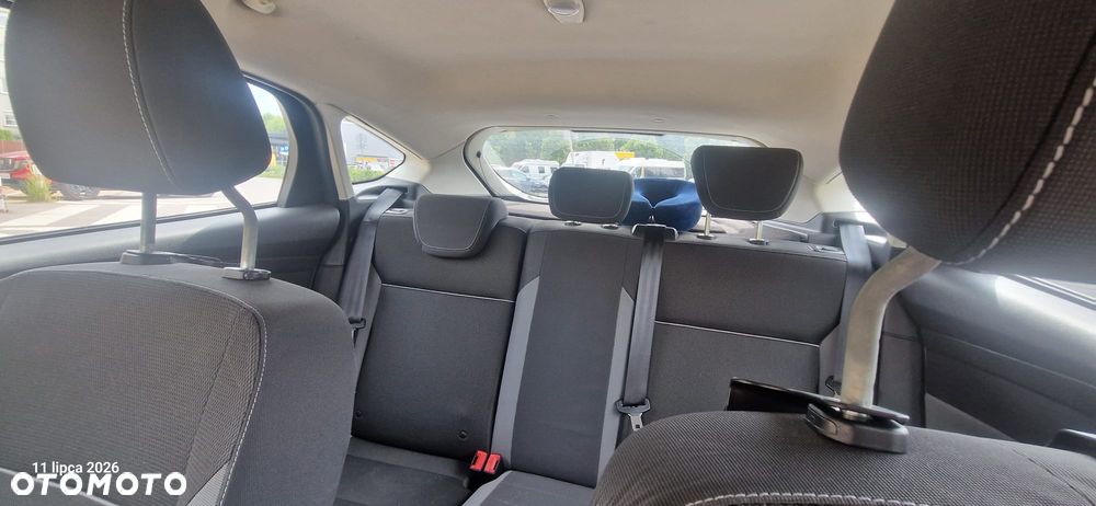 Ford Focus 1.6 Ambiente - 4