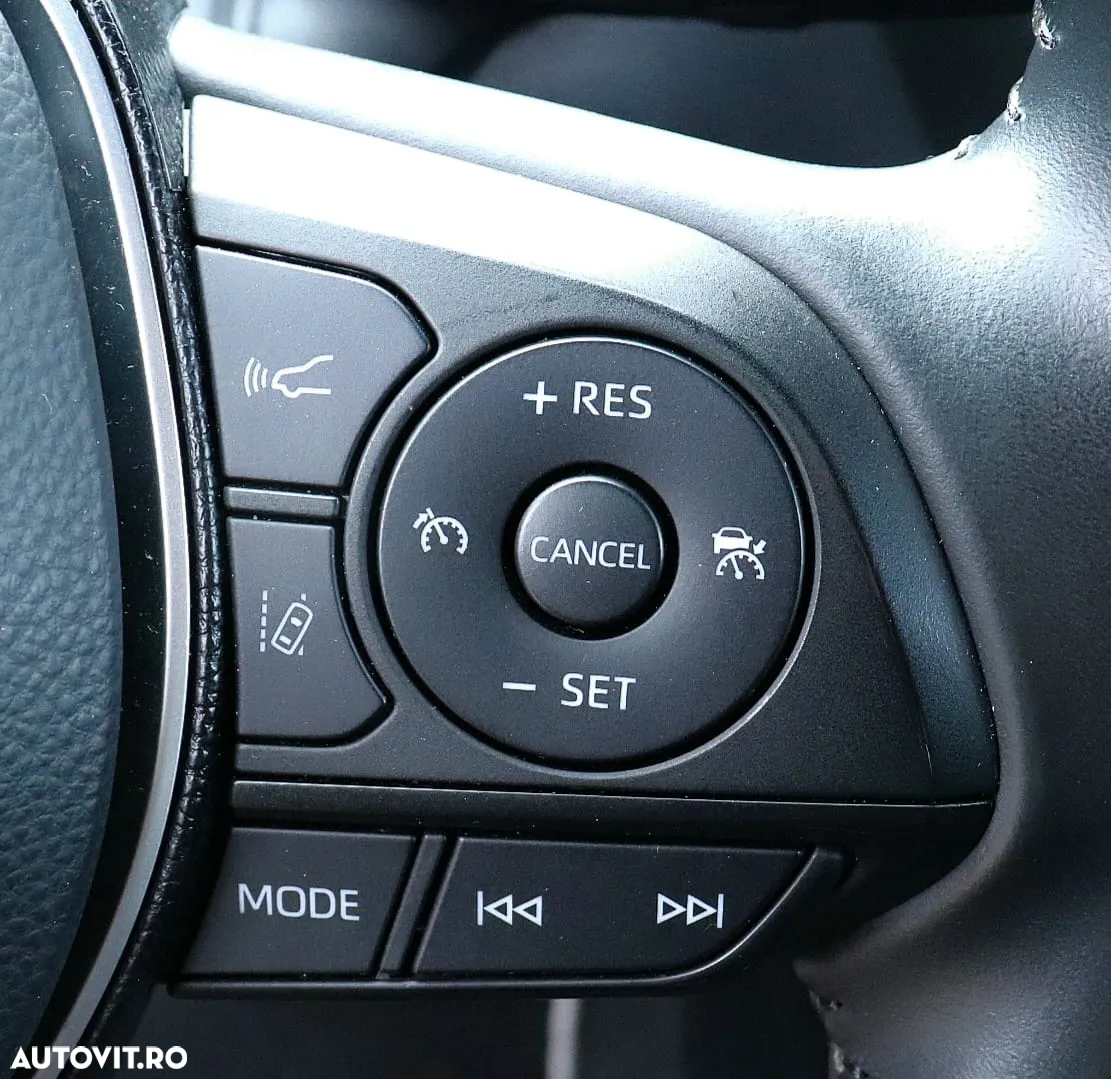 Toyota Corolla 1.8 Hybrid Comfort - 30