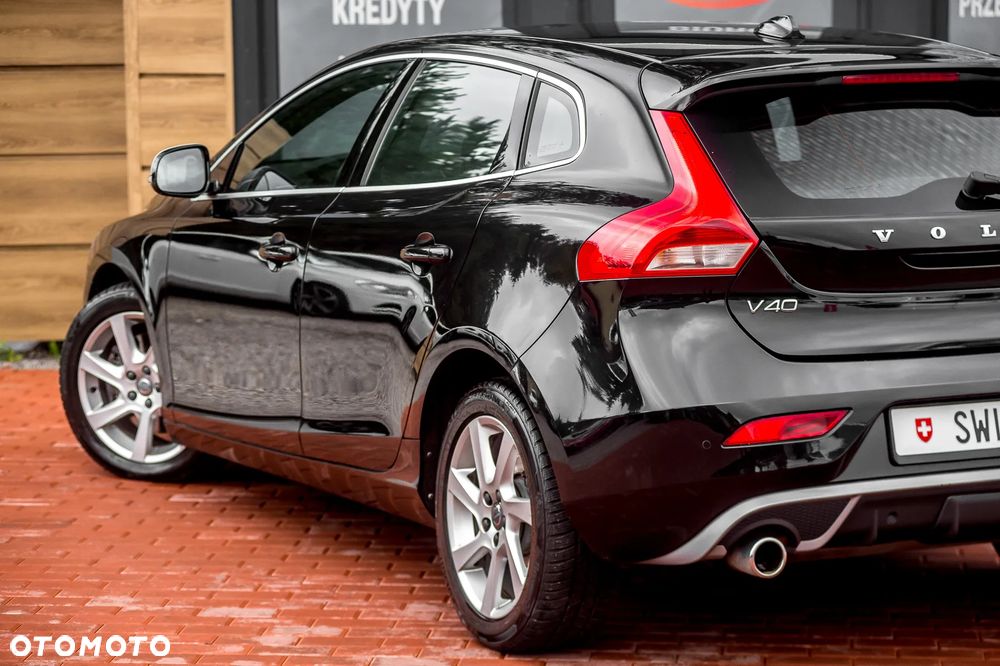 Volvo V40 D4 Drive-E R-Design Momentum - 8