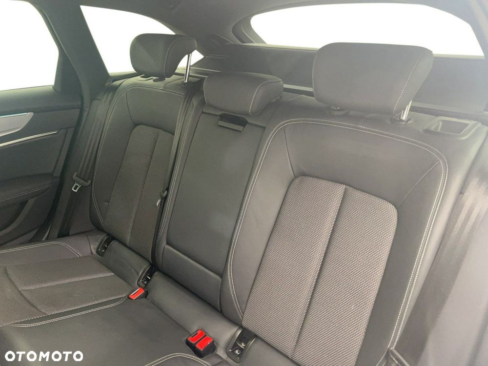 Audi A6 Avant - 13
