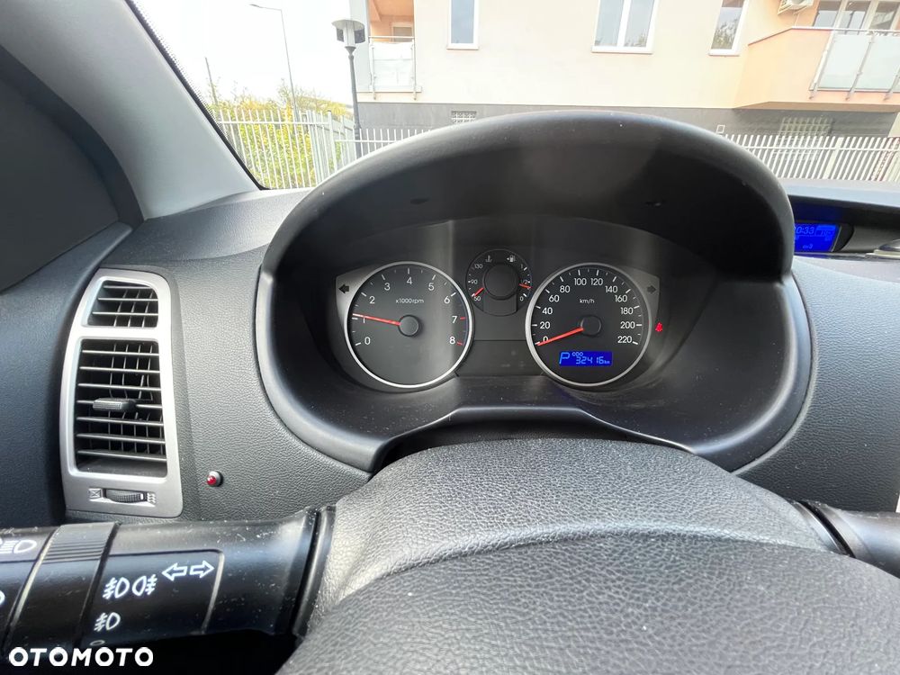Hyundai I20 2010 photo 3