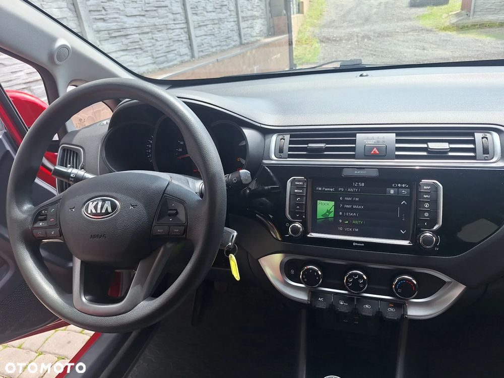 Kia Rio 1.2 L Business Line - 15