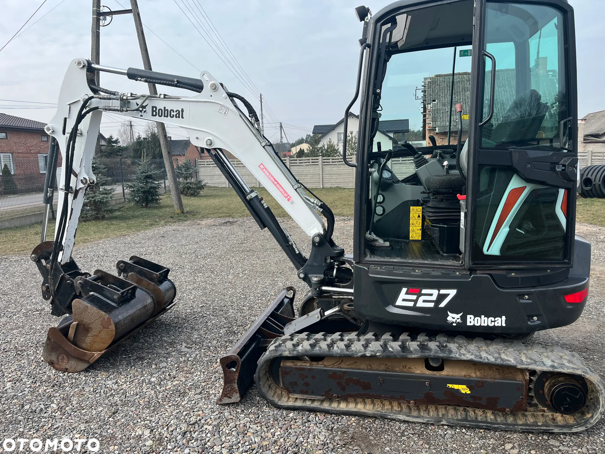 Bobcat E27 - 2