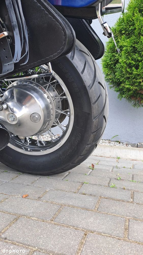 Suzuki Intruder - 35