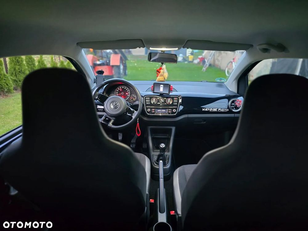 Volkswagen up! (BlueMotion Technology) high - 9