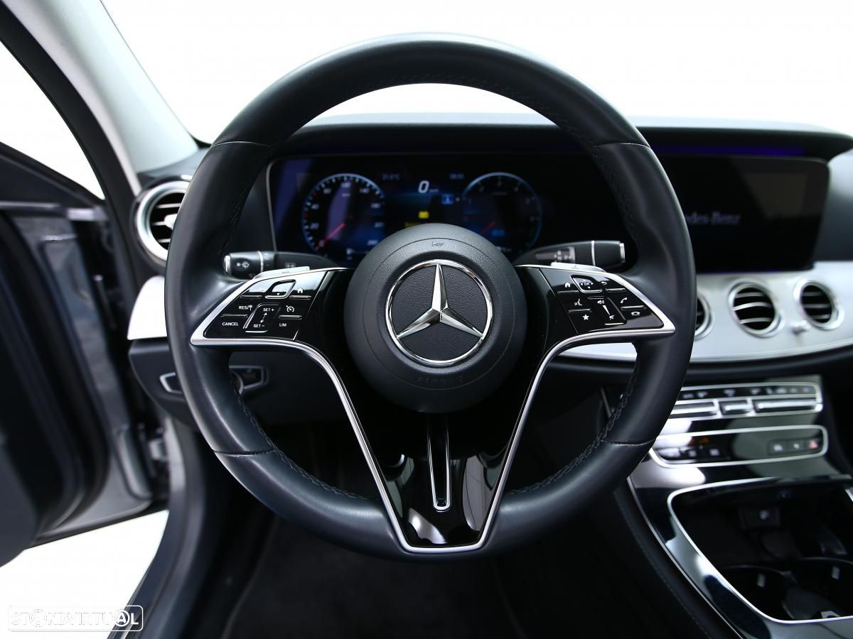 Mercedes-Benz E 300 de 4Matic T 9G-TRONIC Avantgarde - 23
