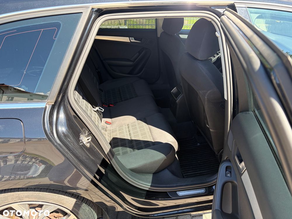 Audi A4 Avant 1.8 TFSI Ambiente - 14