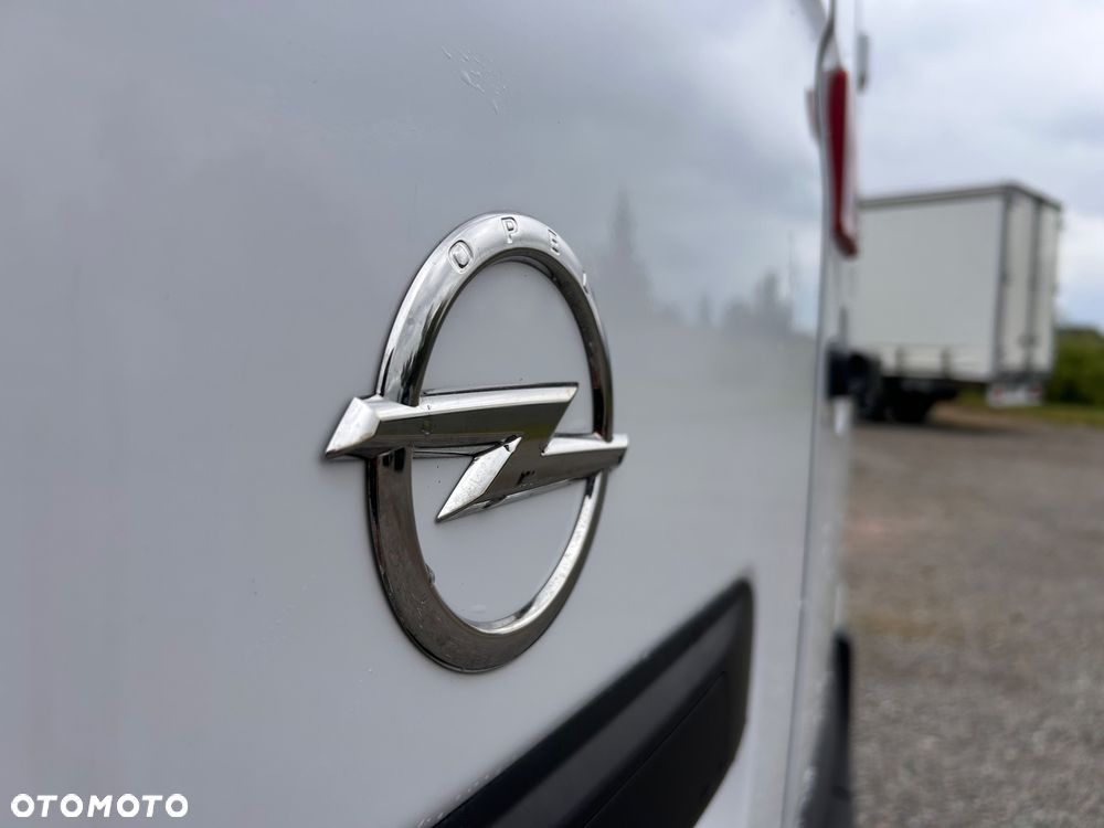 Opel Movano - 8