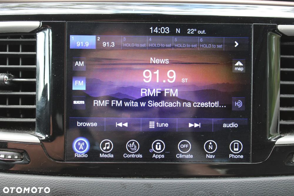 Chrysler Pacifica - 26