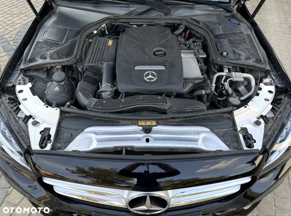Mercedes-Benz Klasa C 180 9G-TRONIC - 23