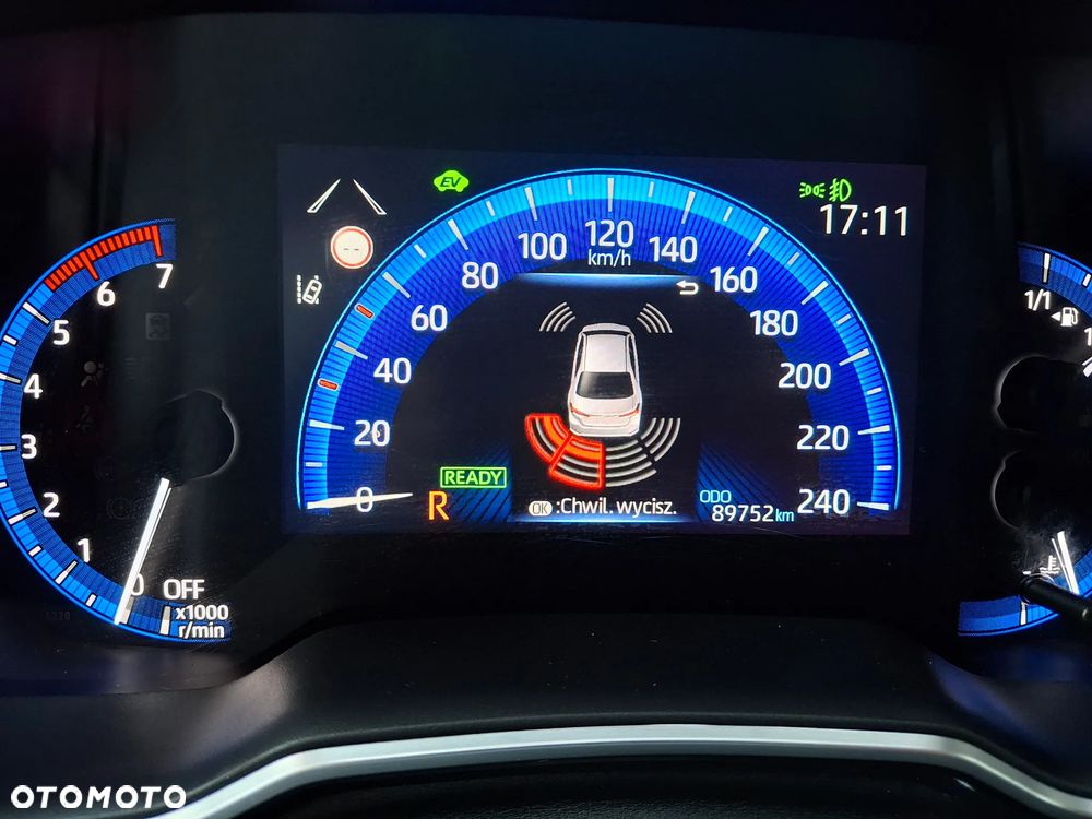 Toyota Corolla 1.8 Hybrid Comfort - 26