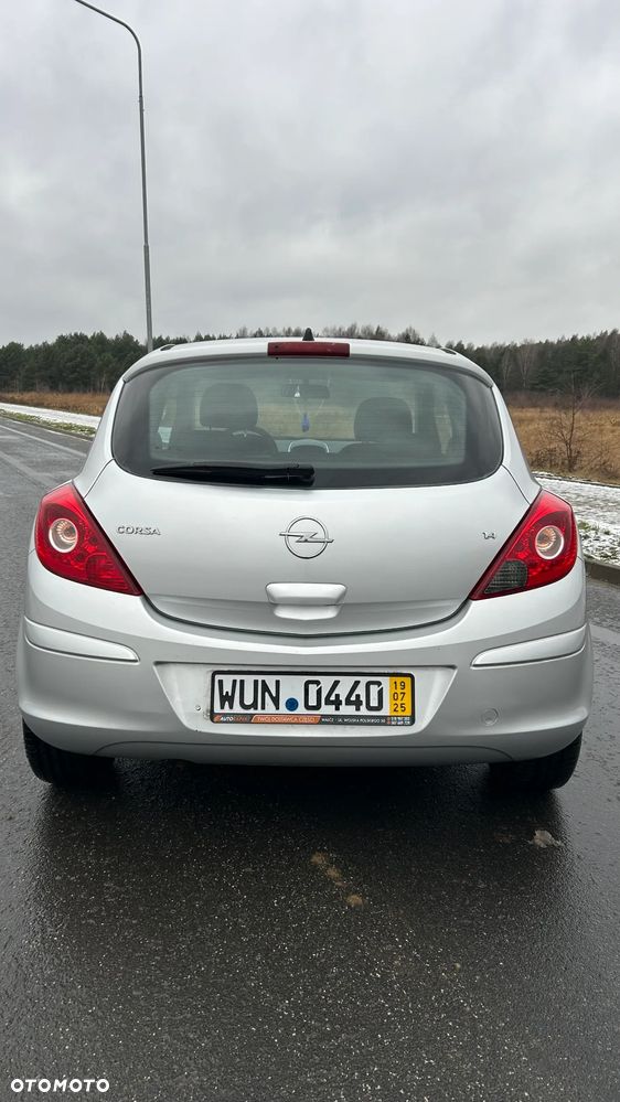 Opel Corsa - 8