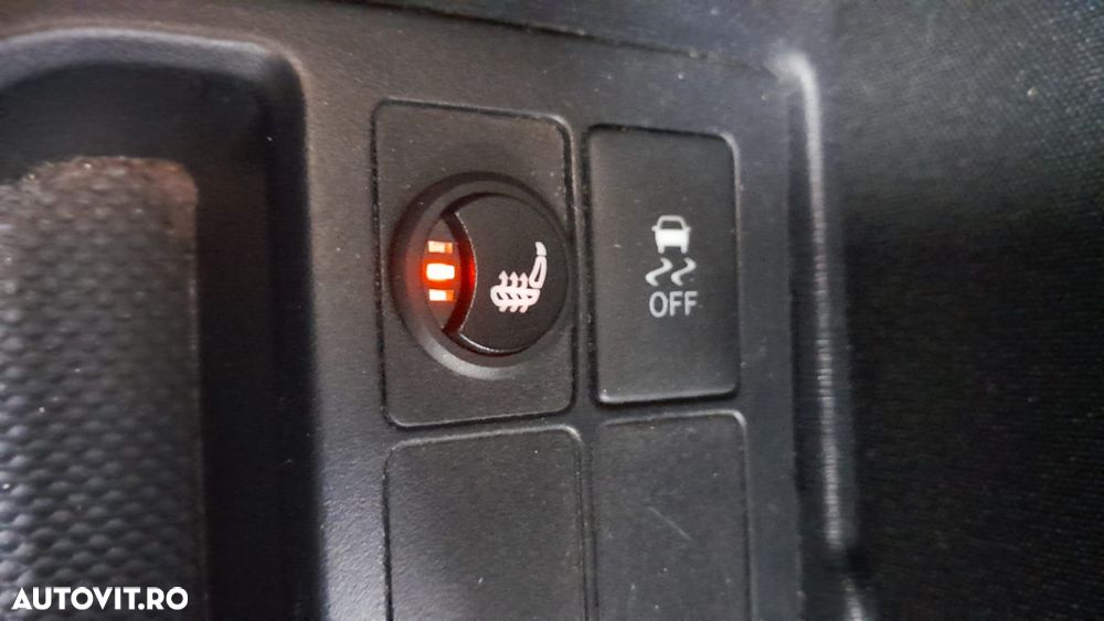 Toyota Yaris 1.4 L D-4D DPF 5D Luna - 17