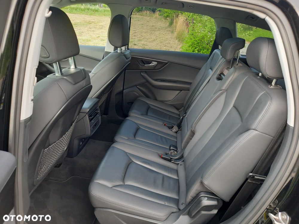 Audi Q7 - 25