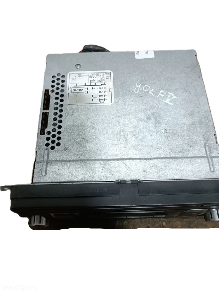VOLKSWAGEN GOLF V 03-09 radioodtwarzacz radioodbiornik radio 1K0035156A * - 2