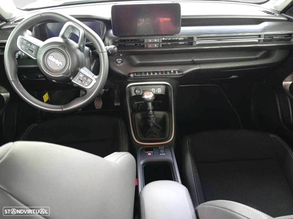 Jeep Avenger 1.2 GSE T3 Altitude - 10