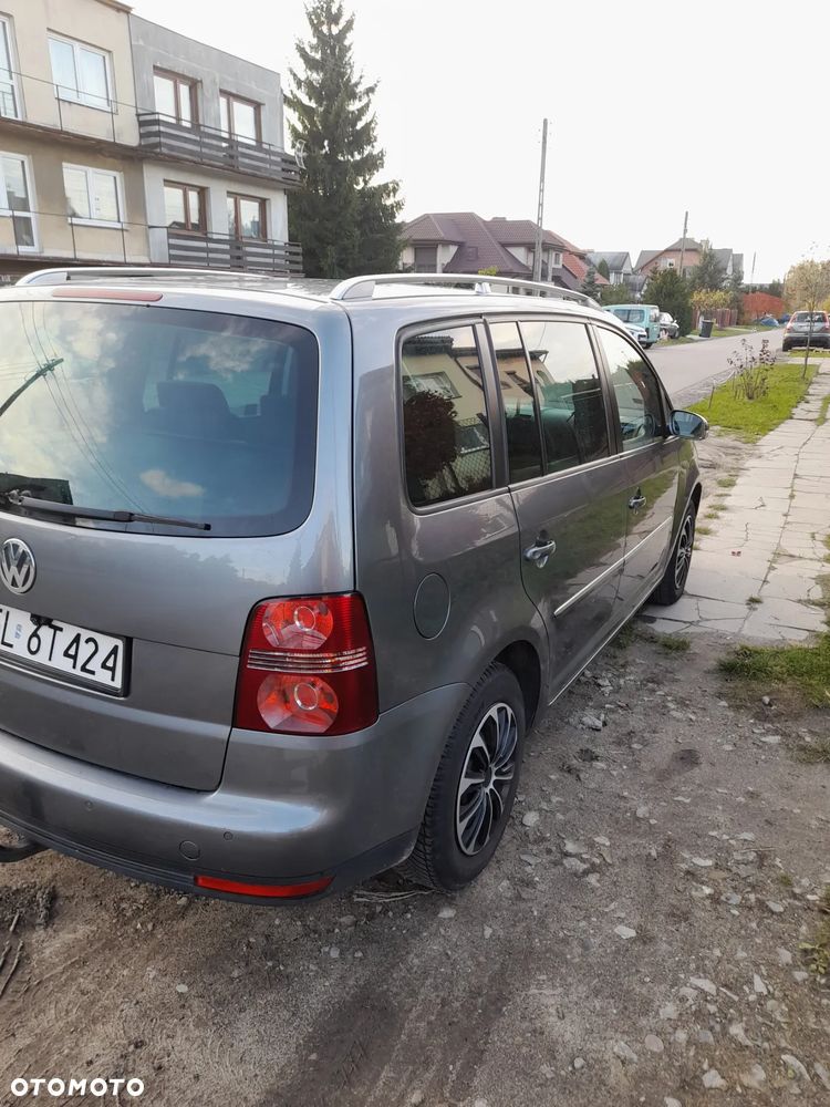 Volkswagen Touran 2.0 TDI Trendline - 5