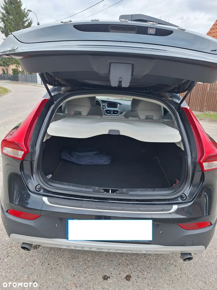 Volvo V40 T3 Drive-E Ocean Race - 3